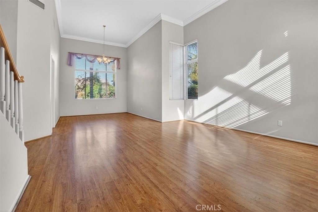 2620 Taylor - Photo 3