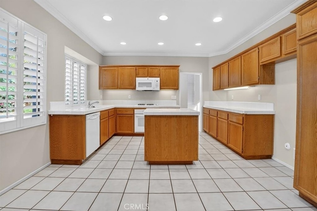 2620 Taylor - Photo 14