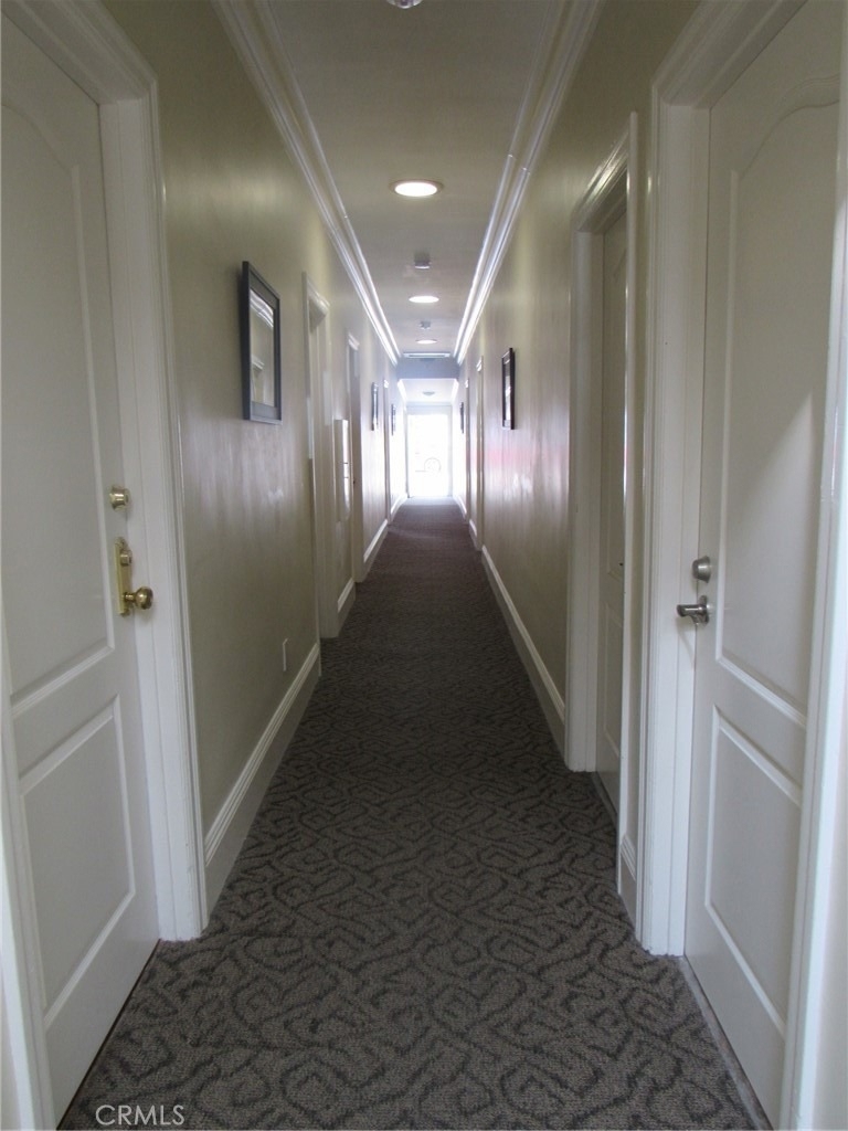 2267 Honolulu Avenue - Photo 3