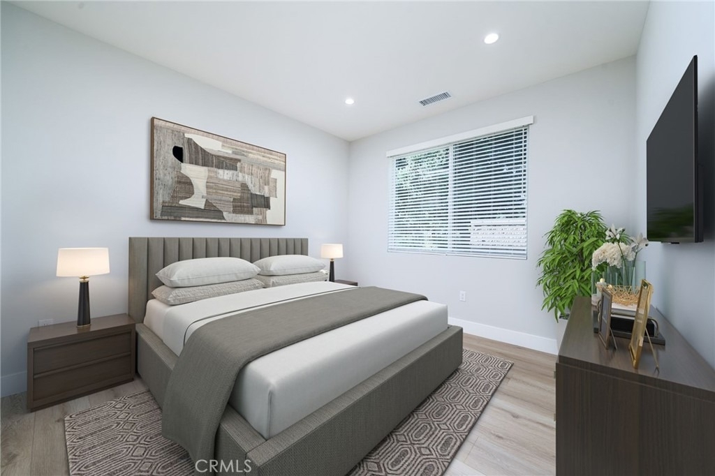 800 N Amelia Avenue - Photo 9