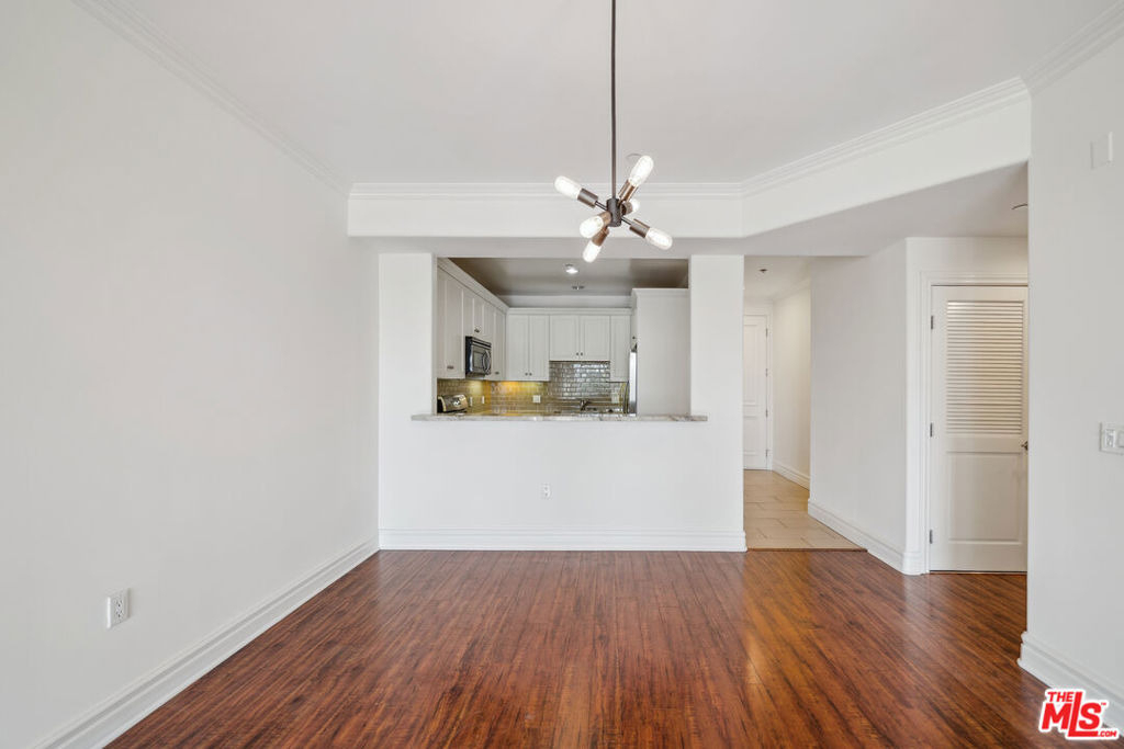 1050 S Holt Avenue - Photo 1