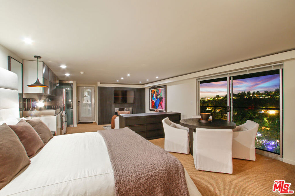 9416 Beverly Crest Drive - Photo 28