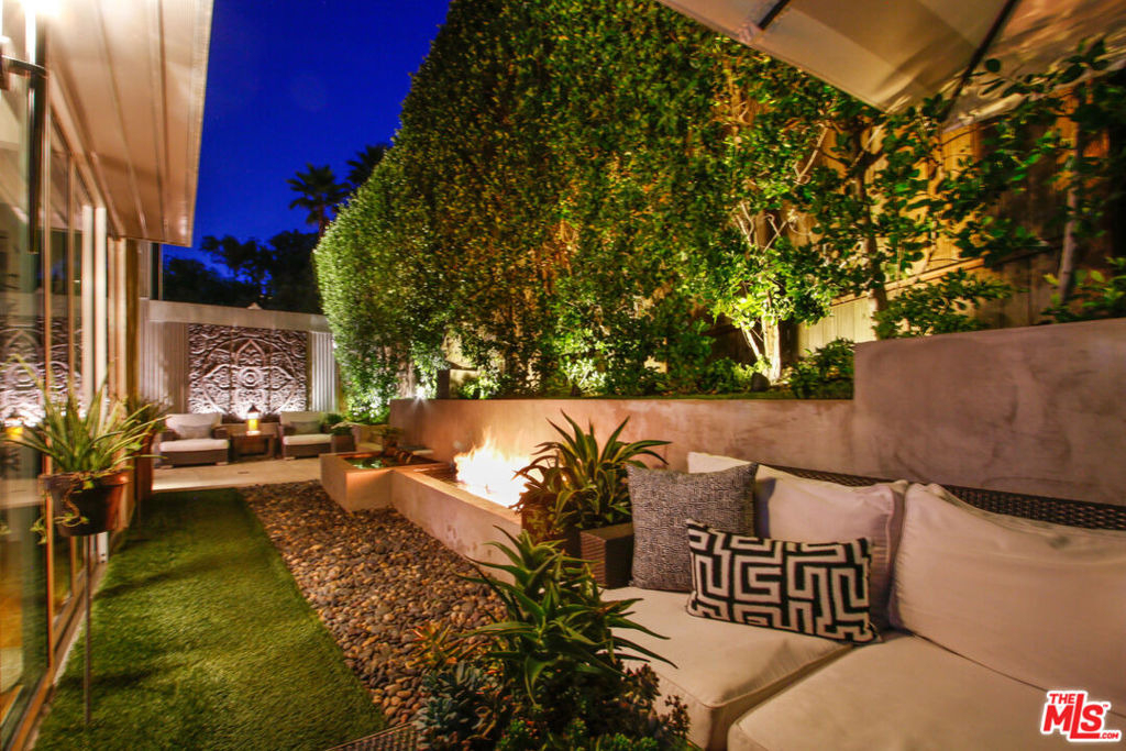 9416 Beverly Crest Drive - Photo 65