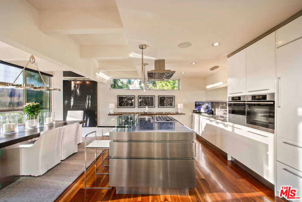 9416 Beverly Crest Drive - Photo 19