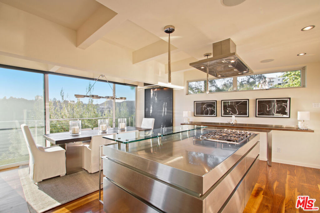 9416 Beverly Crest Drive - Photo 18