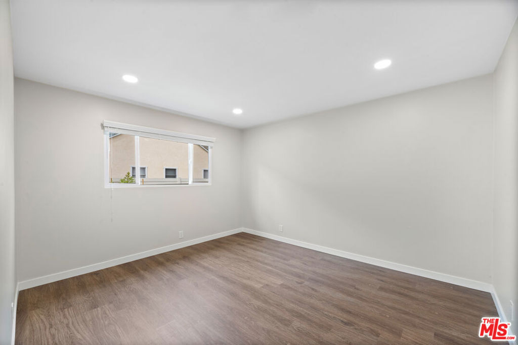 3101 Purdue Avenue - Photo 8