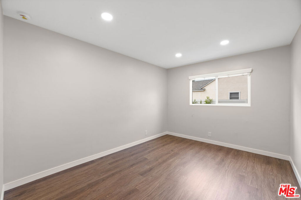 3101 Purdue Avenue - Photo 9