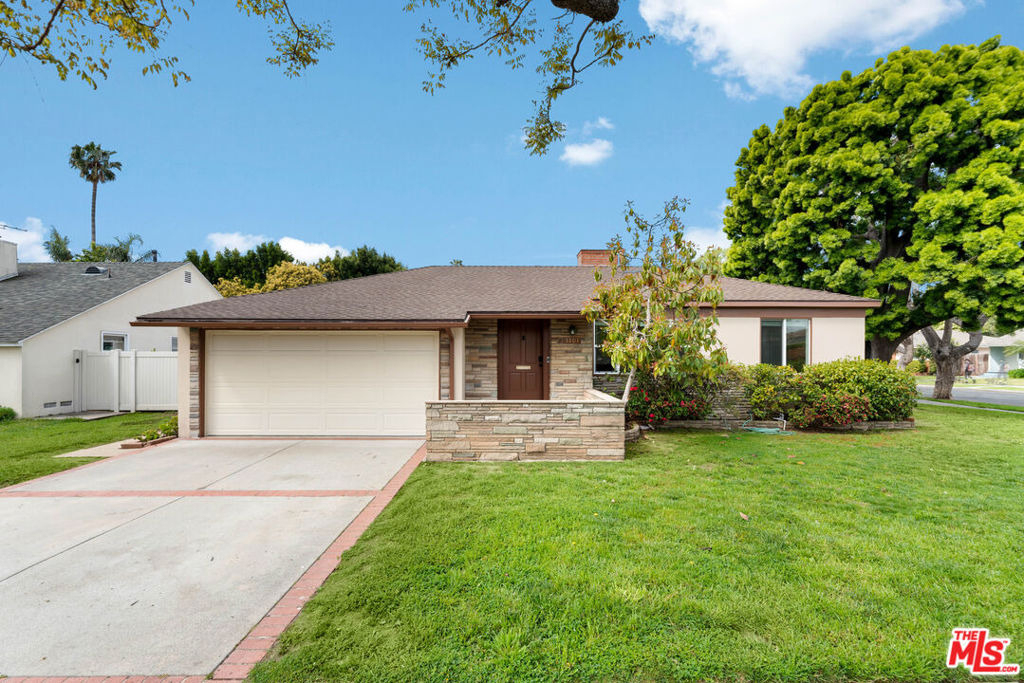 3101 Purdue Avenue - Photo 1