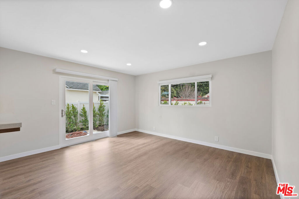 3101 Purdue Avenue - Photo 7