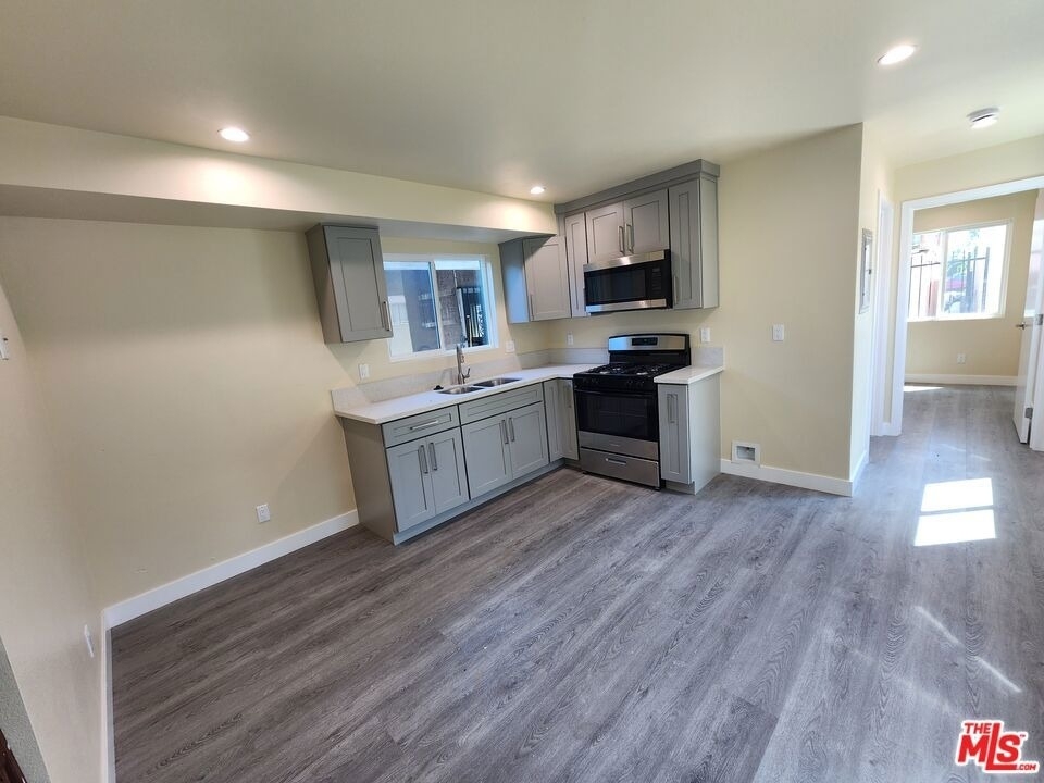 7302 Mace Place - Photo 4