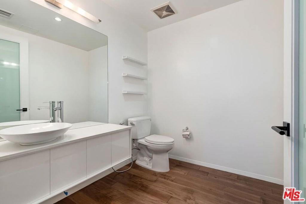 225 S Hamilton Drive - Photo 14