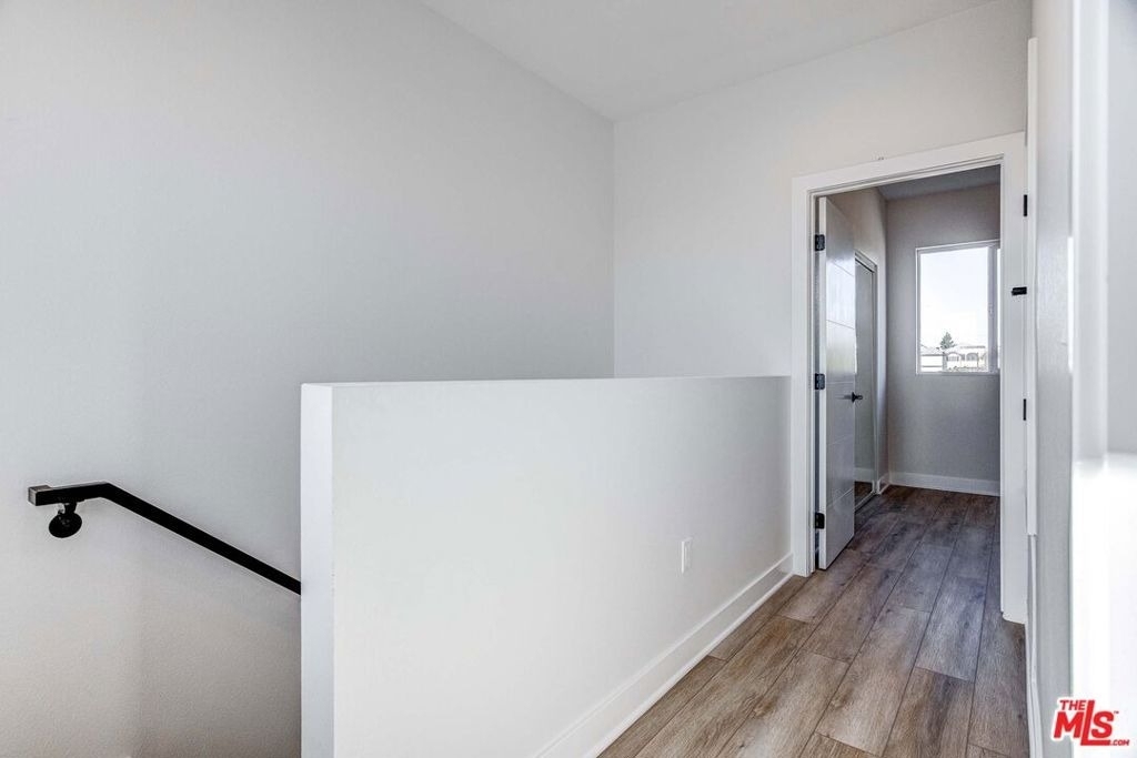 624 W 83rd Street - Photo 21