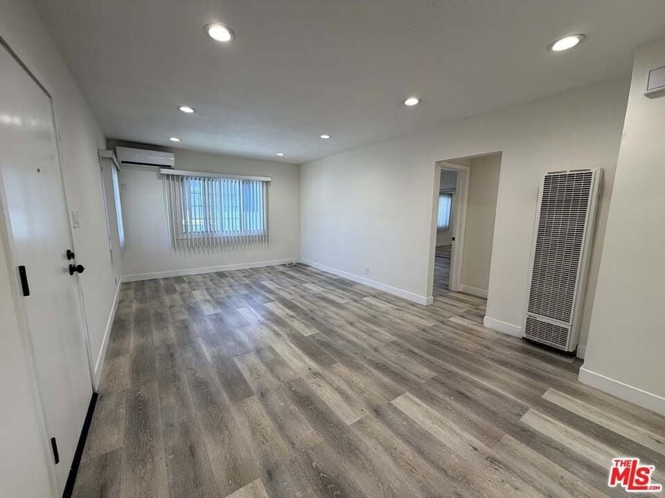 8818 Ramsgate Avenue - Photo 1