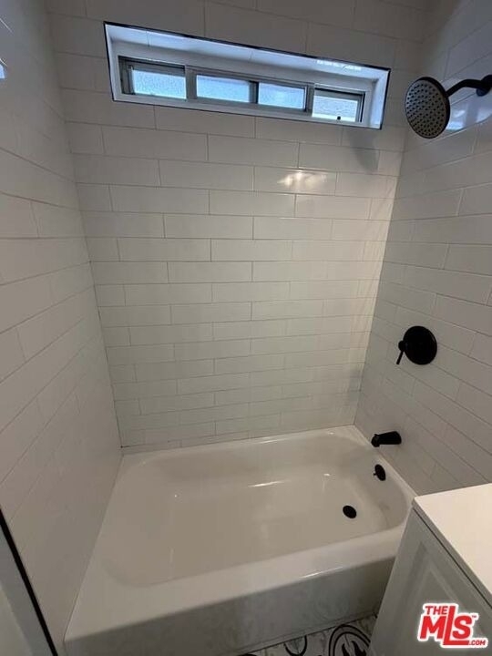 8818 Ramsgate Avenue - Photo 14