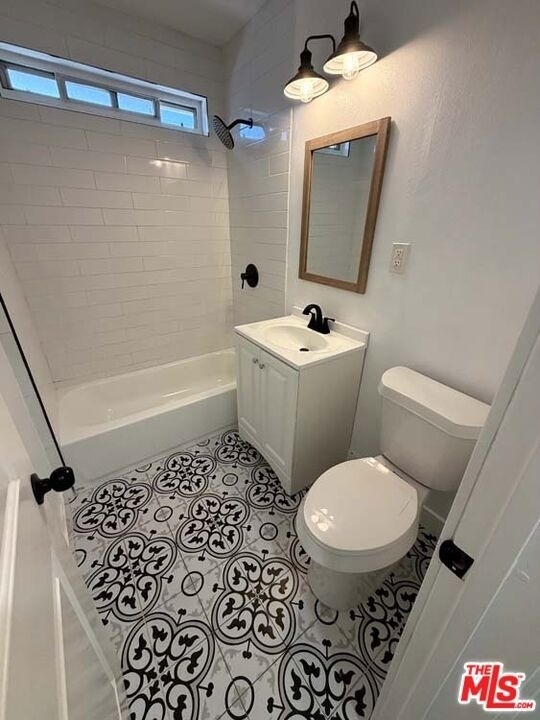 8818 Ramsgate Avenue - Photo 13