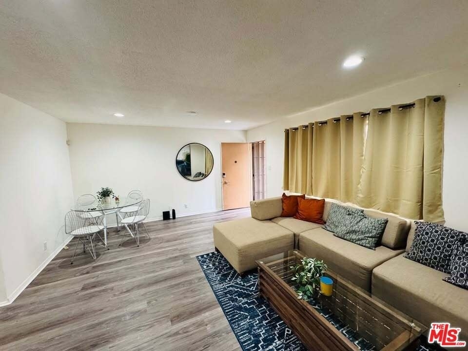 14903 S Normandie Avenue - Photo 10