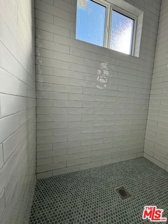 4023 Floral Drive - Photo 18