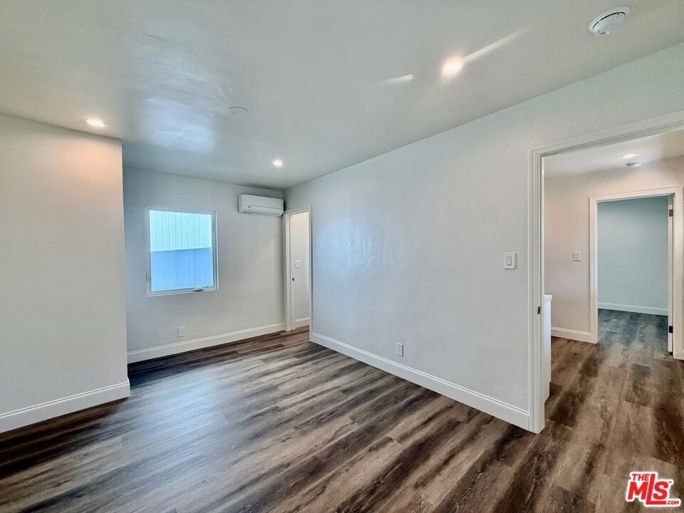 501 S Gaylord Drive - Photo 5