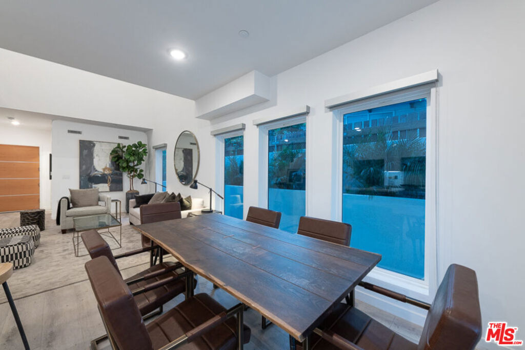 846 N Alta Vista Boulevard - Photo 10