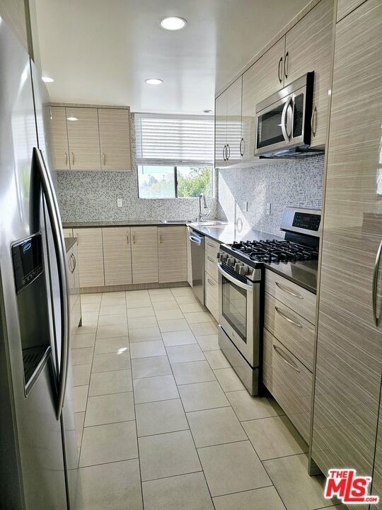 12115 San Vicente Boulevard - Photo 4