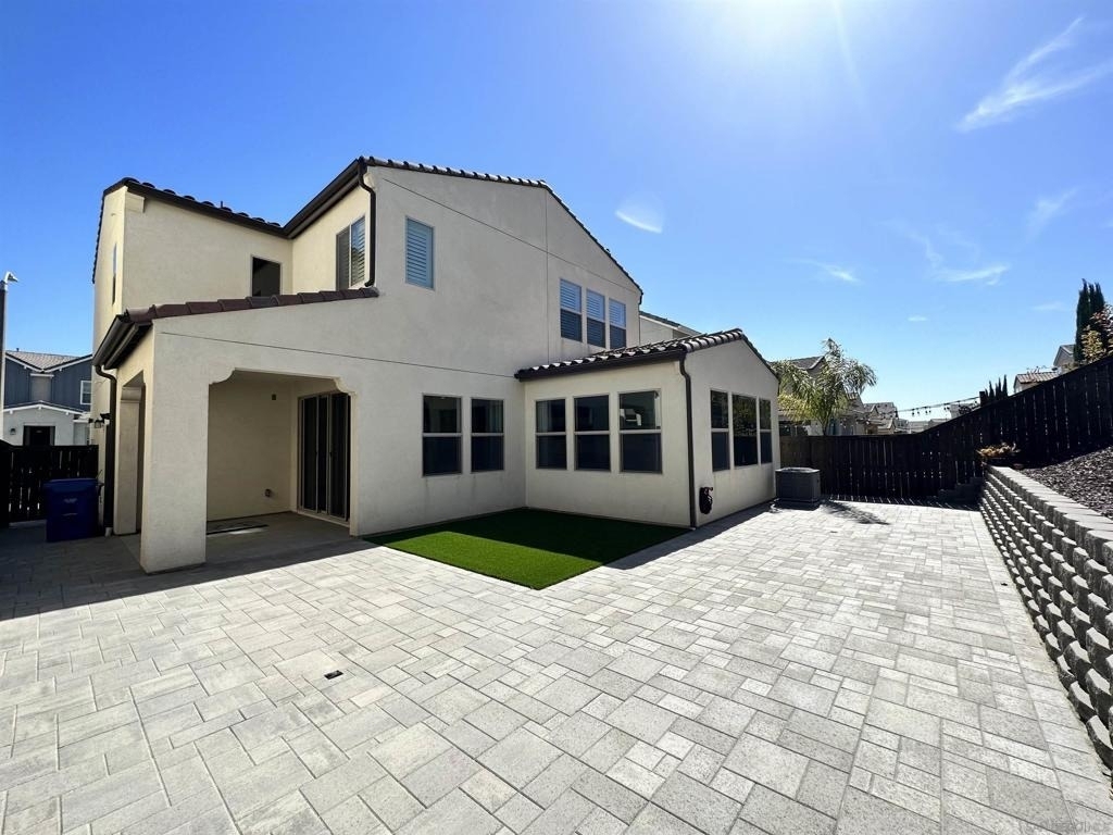1031 Calle Deceo - Photo 5