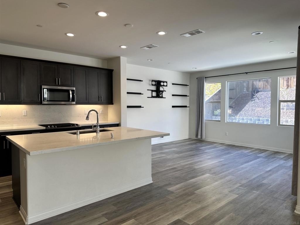 1031 Calle Deceo - Photo 2