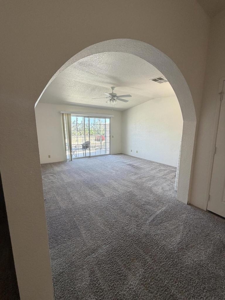 505 S Farrell Drive - Photo 4