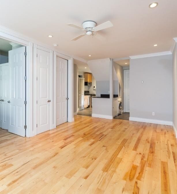 40 Avenue B - Photo 2