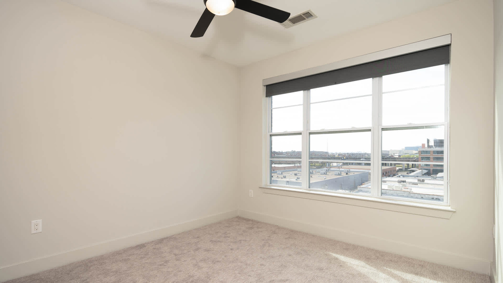 2900 Canton St - Photo 22