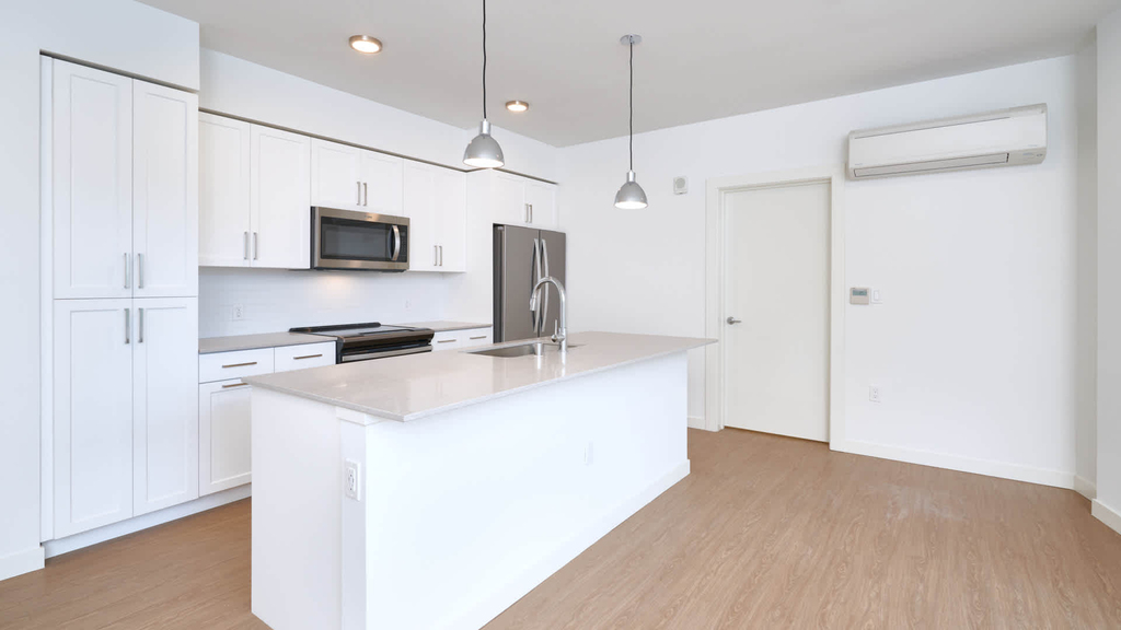 8020 161st Ave Northeast - Photo 11