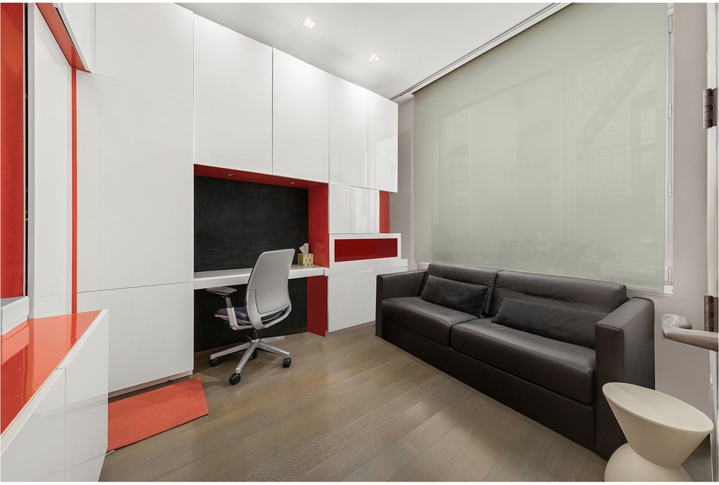 350 W Broadway - Photo 10