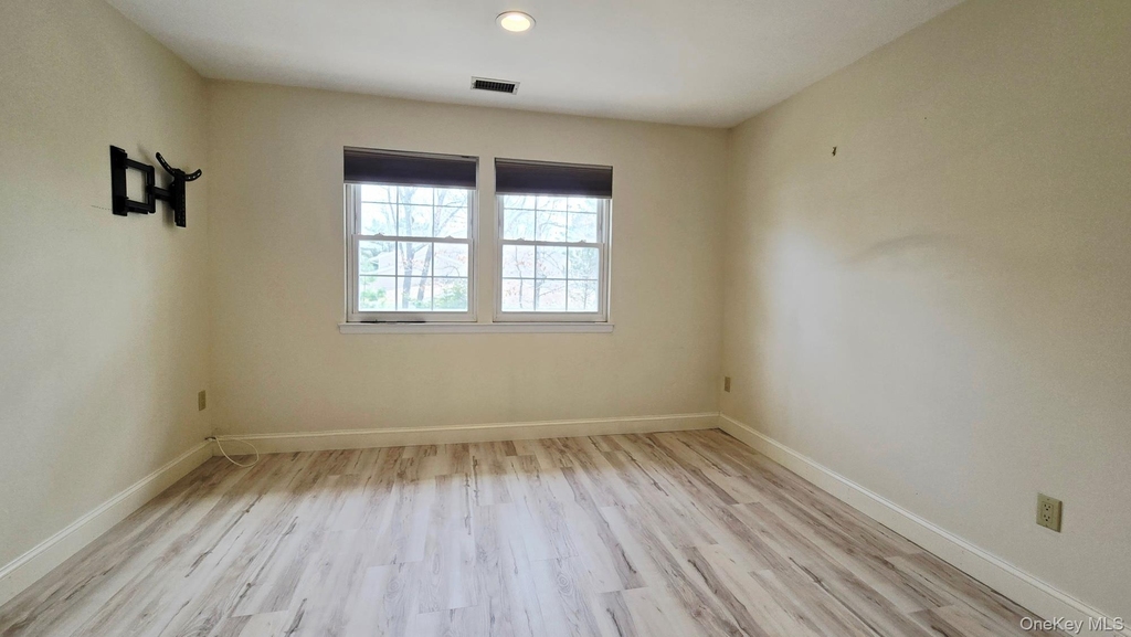 173 Colony Drive - Photo 15