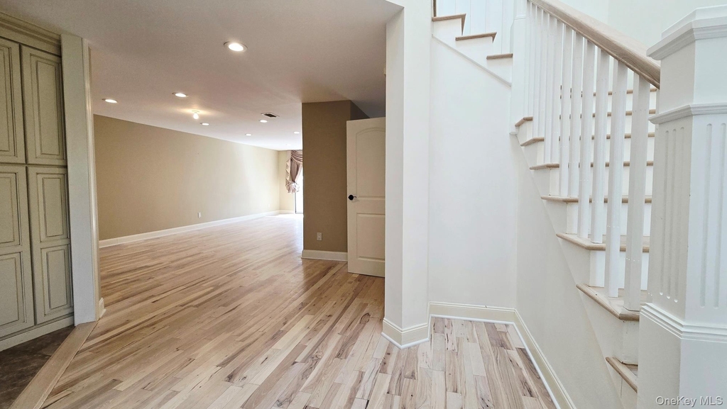 173 Colony Drive - Photo 3