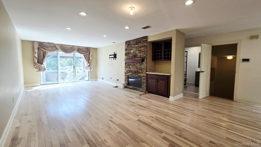 173 Colony Drive - Photo 5