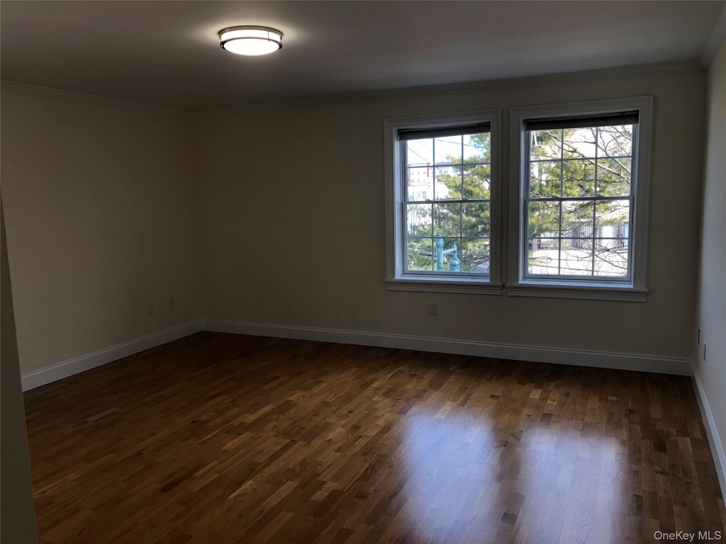 147 Main Street - Photo 5