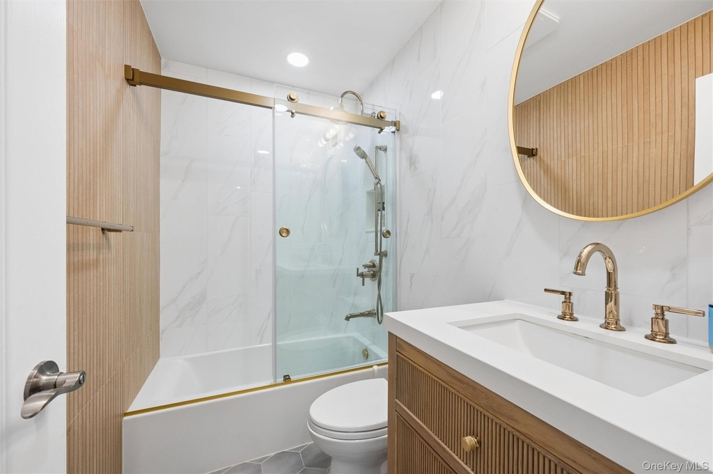 585 Dune Road - Photo 9