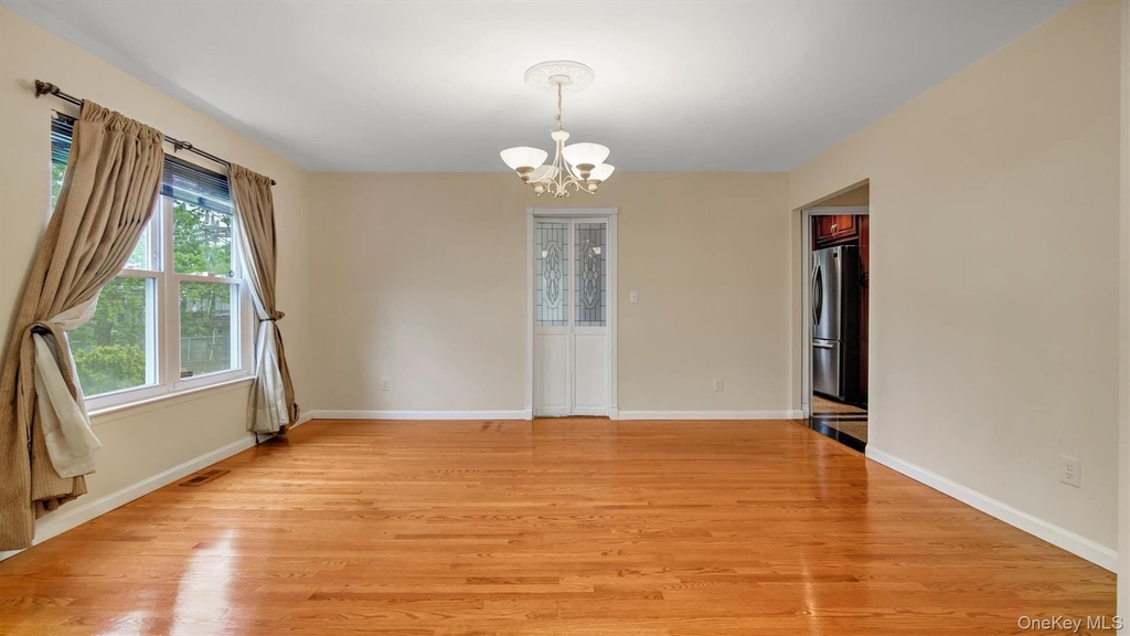 47 Carriage Road - Photo 7