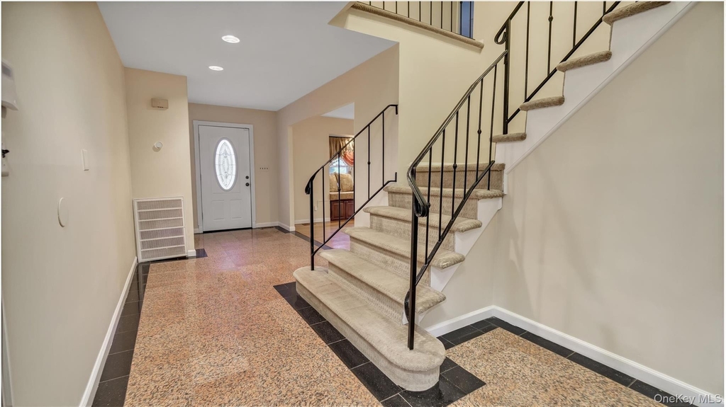 47 Carriage Road - Photo 14