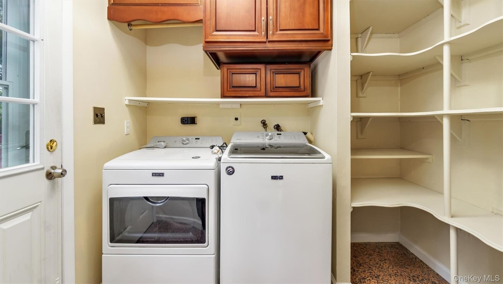 47 Carriage Road - Photo 13