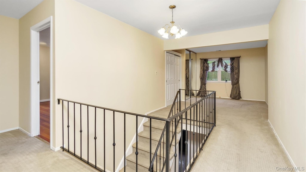47 Carriage Road - Photo 17