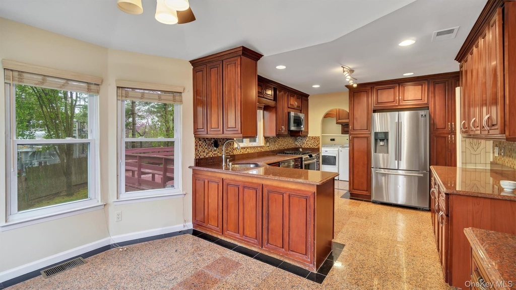 47 Carriage Road - Photo 11