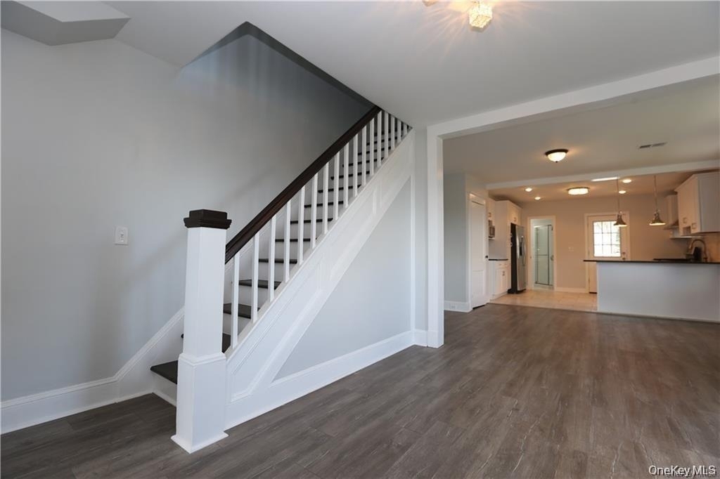 6 E Catherine Street - Photo 6