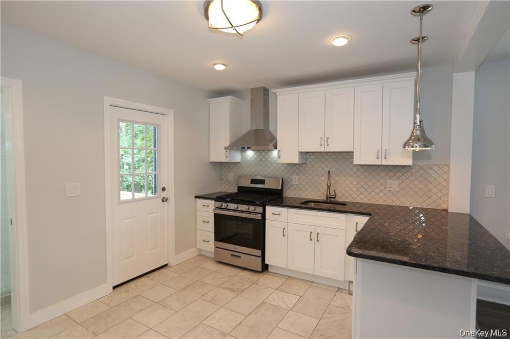 6 E Catherine Street - Photo 4