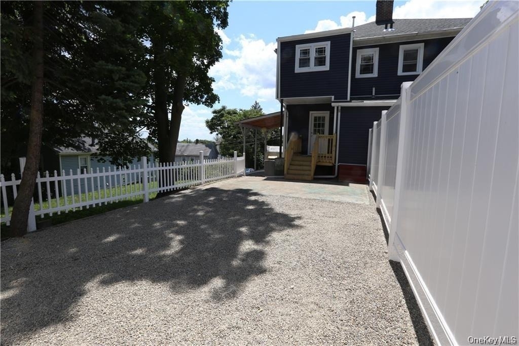 6 E Catherine Street - Photo 11