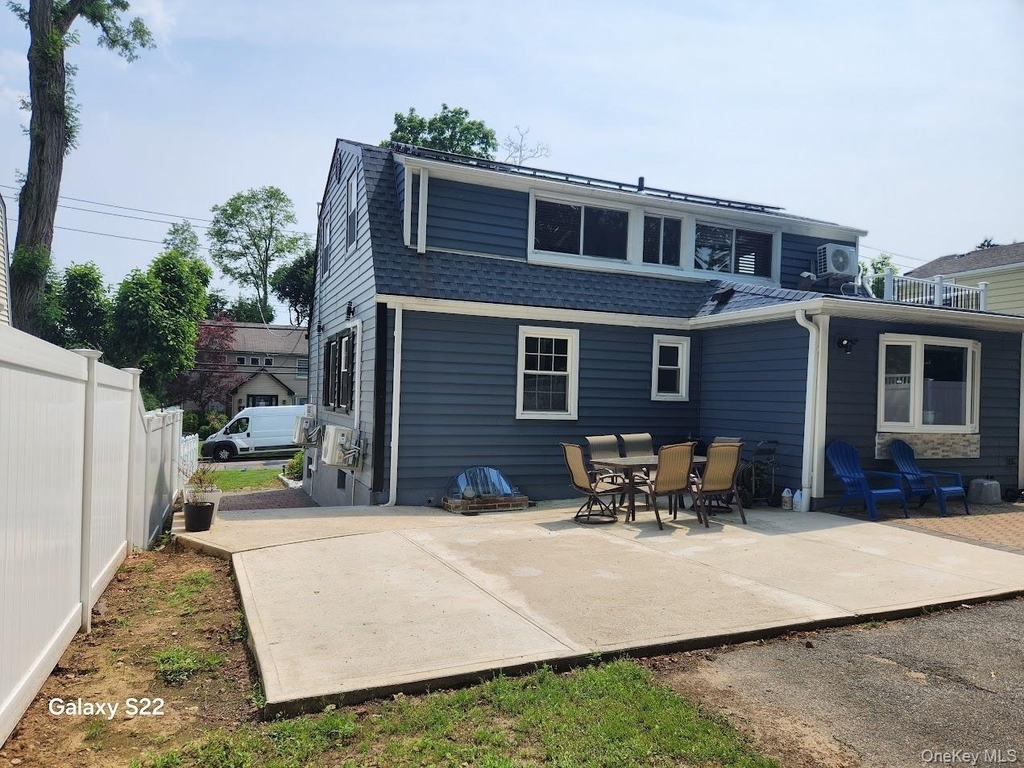 46 Randolph Road - Photo 2