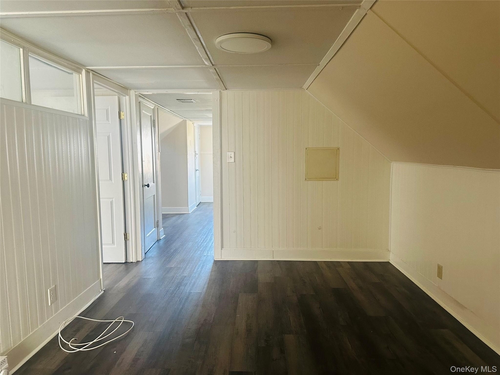 18 Taylor Avenue - Photo 1