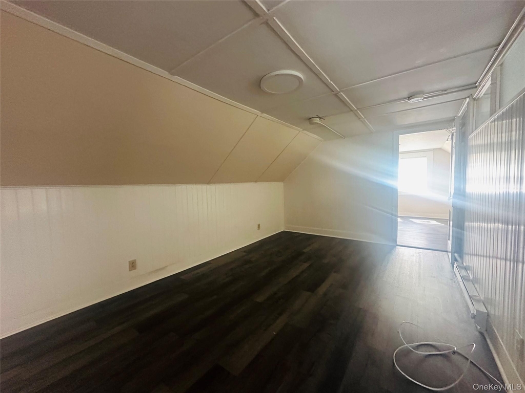 18 Taylor Avenue - Photo 2