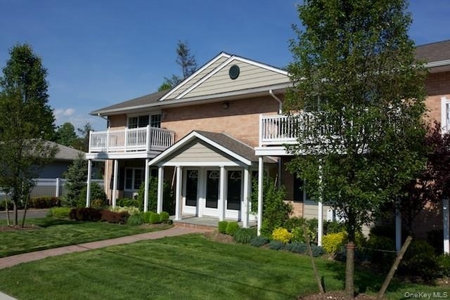 55 Eastwood Avenue - Photo 0