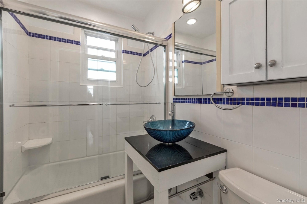275 Maple Avenue - Photo 11