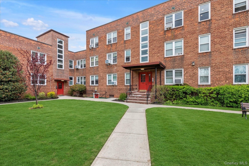 275 Maple Avenue - Photo 1